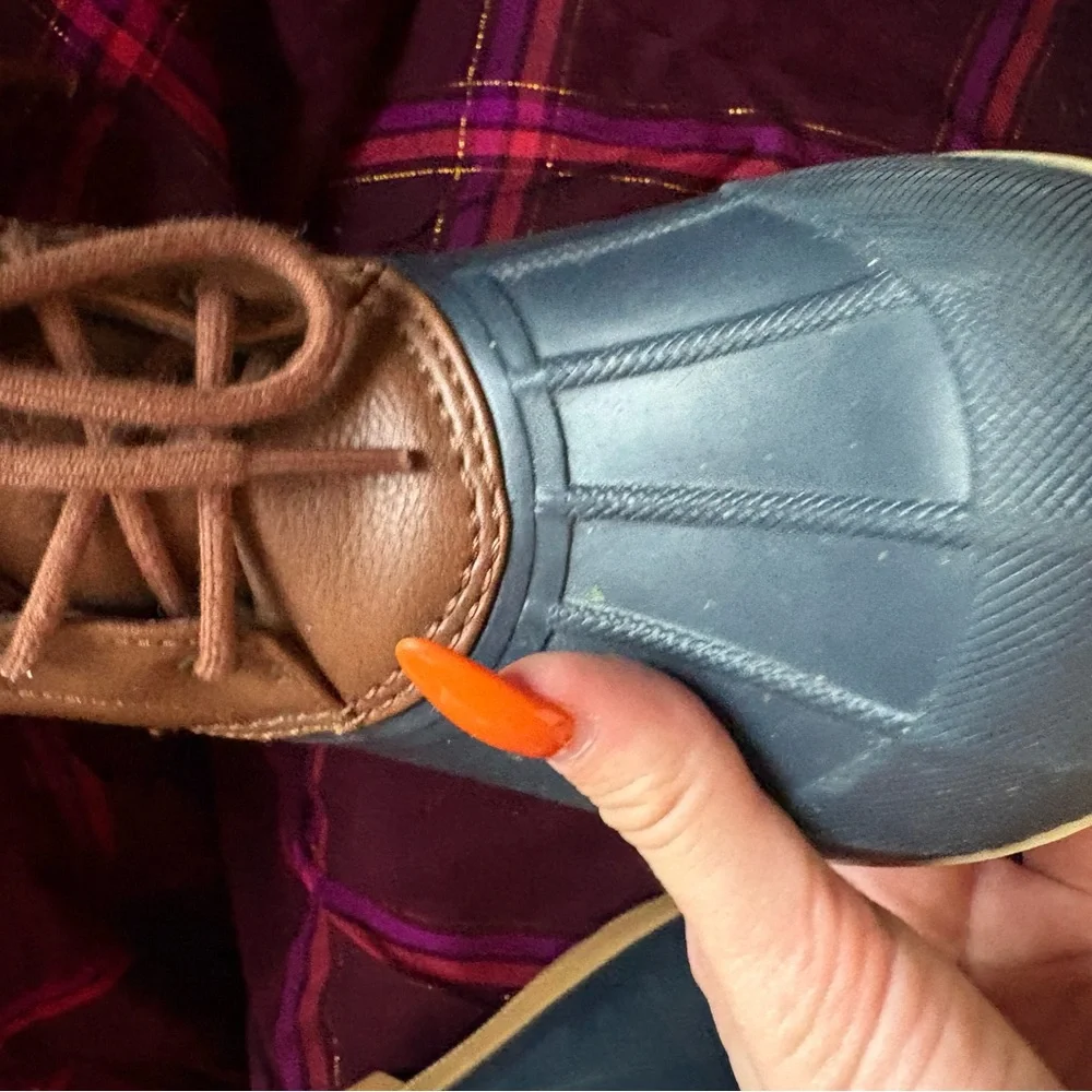 Womens size 3 Sperrys Brown and Blue Duck Boots